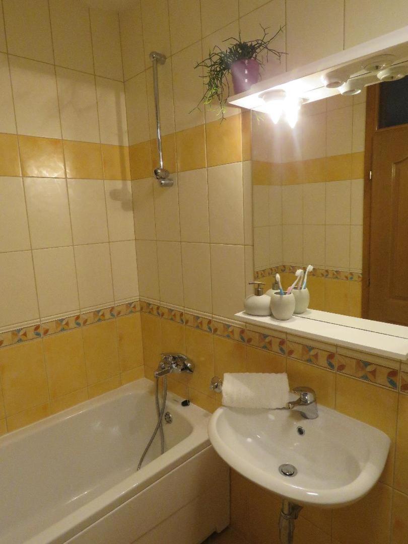 Winter Iris Apartment Kupres  Ngoại thất bức ảnh